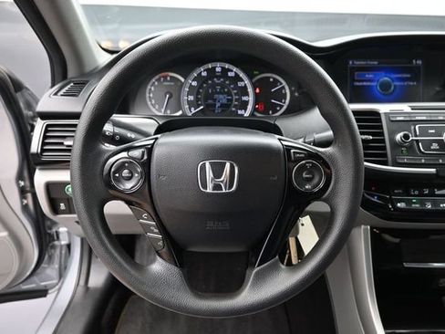 Used 2017 Honda Accord LX image 7