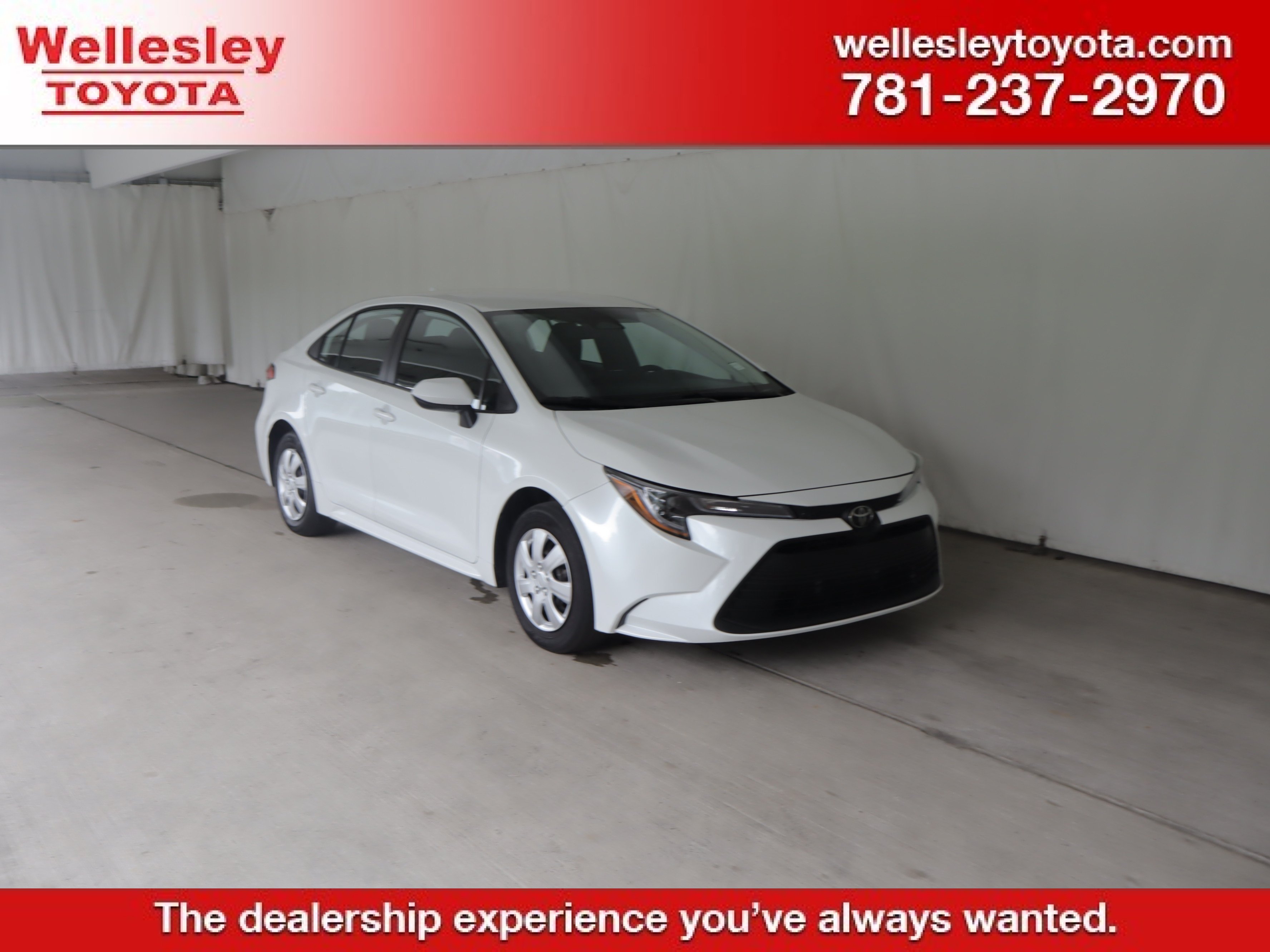 Used 2026 Toyota Corolla LE w/ LE Premium Package FWD image 1