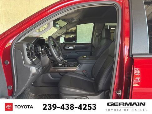 Used 2025 Chevrolet Silverado 1500 LT Trail Boss w/ Convenience Package II image 17