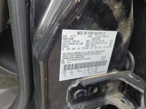 Used 2014 Ford F250 Lariat w/ Chrome Package image 27