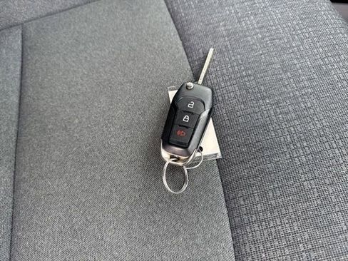 Used 2025 Ford F150 XLT w/ Equipment Group 301A Standard image 5