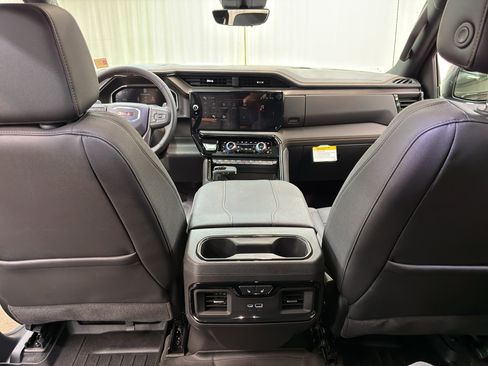 New 2025 GMC Sierra 1500 AT4 w/ AT4 Premium Package image 28