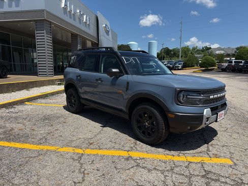 New 2026 Ford Bronco Sport Badlands AWD/4WD image 2