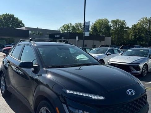 Used 2023 Hyundai Kona SEL w/ Cargo Package AWD/4WD image 1