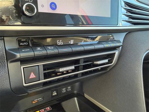 Used 2025 Toyota Camry LE image 14