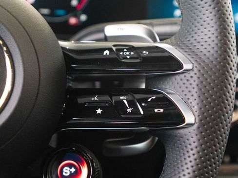 New 2026 Mercedes-Benz GLA 35 AMG 4MATIC image 18