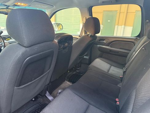 Used 2010 Chevrolet Avalanche LS AWD/4WD image 11
