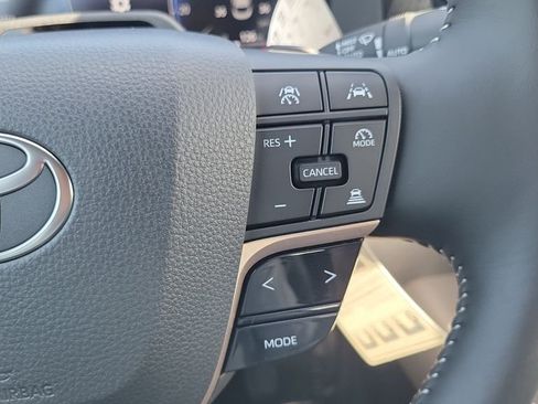 New 2026 Toyota Crown Platinum AWD/4WD image 20