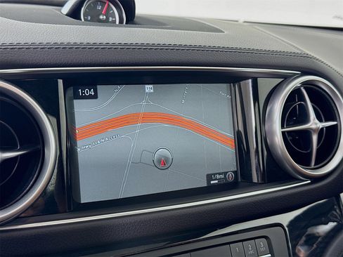 Used 2020 Mercedes-Benz SL 550 image 14