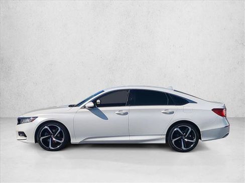 Used 2019 Honda Accord Sport image 9