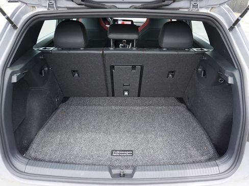 Used 2024 Volkswagen GTI SE w/ SE Leather Seats Package FWD image 19