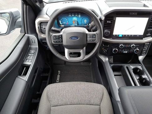 New 2025 Ford F150 XLT w/ Equipment Group 302A MID image 9