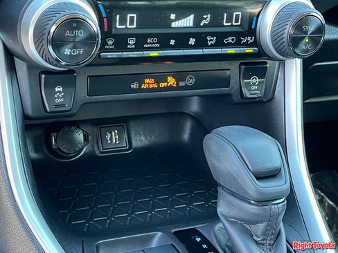 Certified 2023 Toyota RAV4 XLE AWD/4WD image 30
