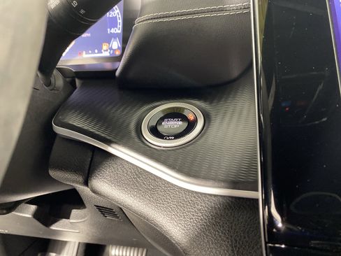 Used 2023 Jeep Grand Cherokee Altitude image 25