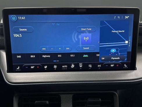 Used 2025 Ford Maverick Lariat w/ Black Appearance Package image 8