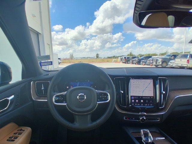 Used 2023 Volvo XC60 B5 Ultimate w/ Climate Package AWD/4WD image 14