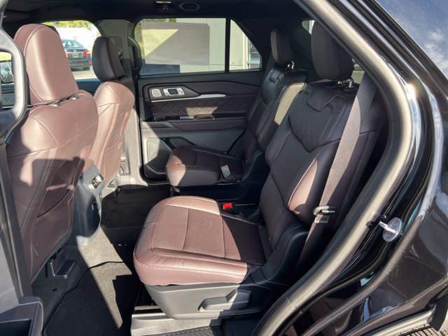 New 2027 Ford Explorer Platinum w/ LUX Leather Package AWD/4WD image 15