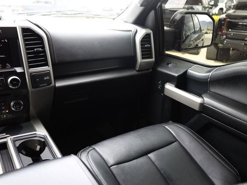 Used 2018 Ford F150 Lariat w/ Equipment Group 502A Luxury AWD/4WD image 22