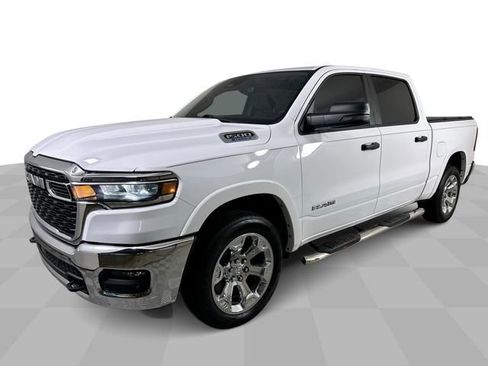 Used 2025 RAM 1500 Big Horn AWD/4WD image 4
