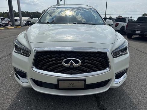 Used 2019 INFINITI QX60 Luxe w/ Sensory Package image 2