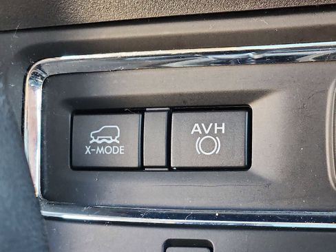 Used 2021 Subaru Ascent Limited w/ Technology Package image 25