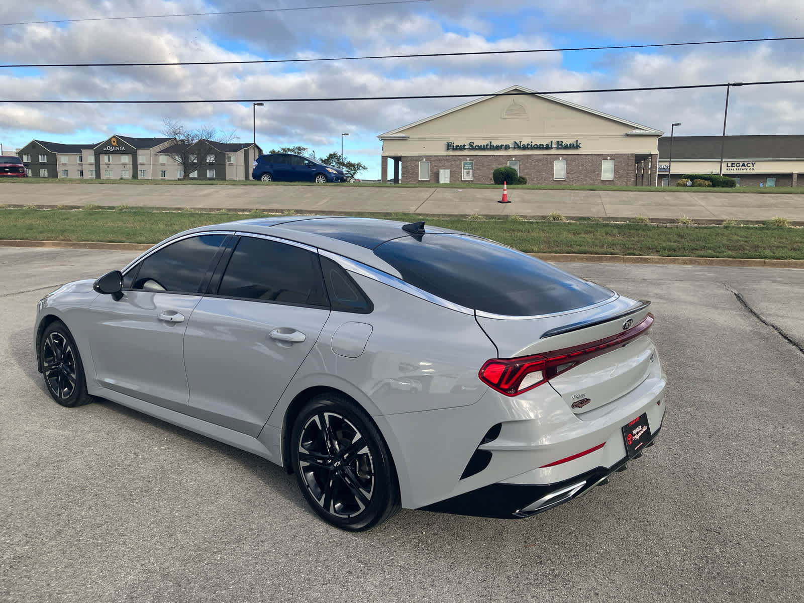 Used 2021 Kia K5 GT-Line AWD/4WD image 5