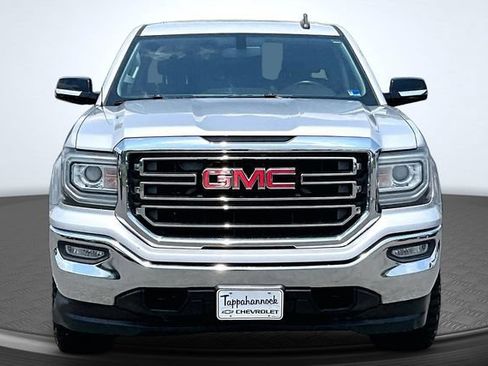 Used 2016 GMC Sierra 1500 SLE w/ SLE Value Package AWD/4WD image 2