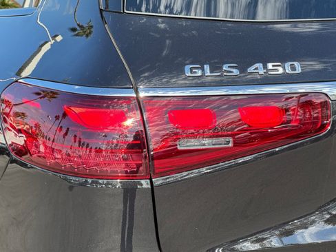 New 2026 Mercedes-Benz GLS 450 4MATIC image 14