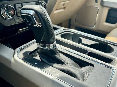 Used 2017 Ford F150 Lariat w/ Equipment Group 502A Luxury AWD/4WD image 24