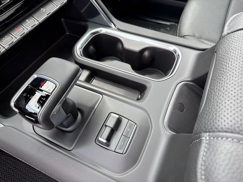 New 2026 GMC Sierra 1500 Denali AWD/4WD image 24