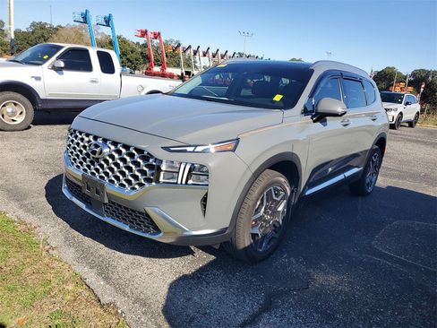 Used 2023 Hyundai Santa Fe SEL Premium image 2