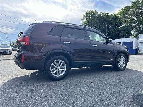 Used 2014 Kia Sorento LX AWD/4WD image 4