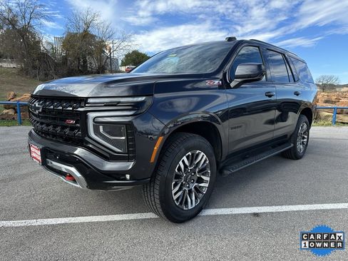 Used 2025 Chevrolet Tahoe Z71 image 1