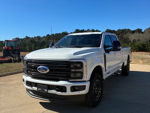 New 2026 Ford F250 Platinum image 1