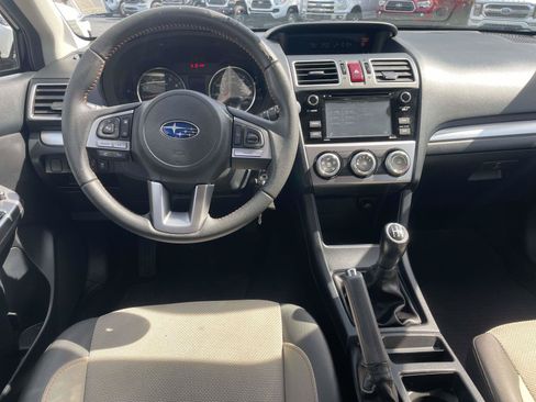 Used 2017 Subaru Crosstrek 2.0i Premium AWD/4WD image 13