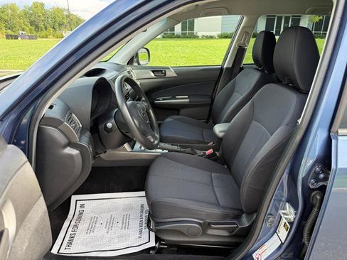 Used 2012 Subaru Forester 2.5X w/ Popular Pkg 1 AWD/4WD image 10