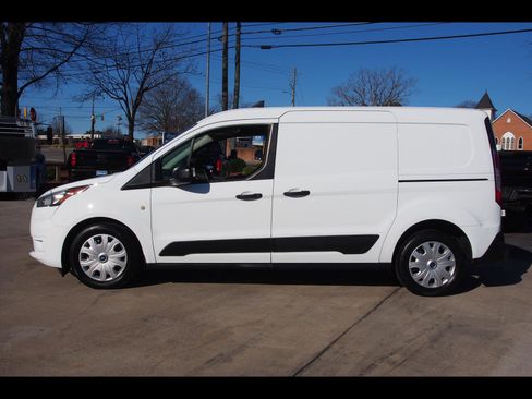 Used 2021 Ford Transit Connect XLT image 2