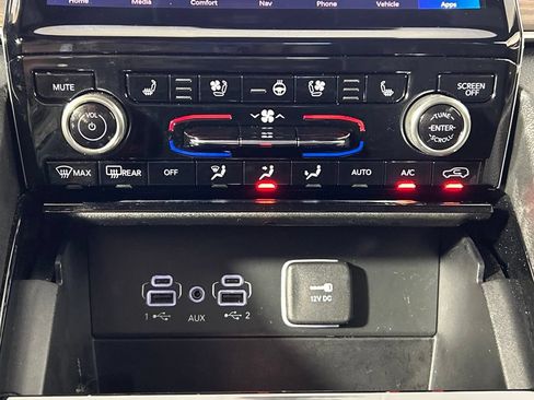Used 2022 Jeep Grand Cherokee Summit AWD/4WD image 23