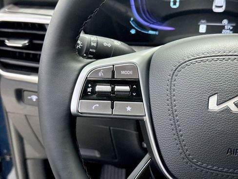 New 2025 Kia Telluride EX image 16