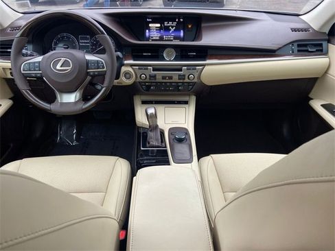 Used 2018 Lexus ES 350 image 11