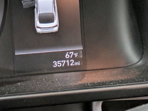 Used 2022 Hyundai Elantra SEL FWD image 15