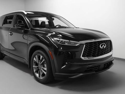 Used 2022 INFINITI QX60 Luxe w/ Cargo Package FWD image 9