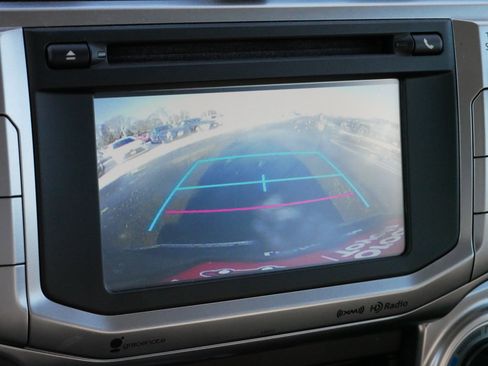 Used 2019 Toyota 4Runner SR5 Premium image 30