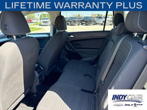 Used 2022 Volkswagen Tiguan S FWD image 9