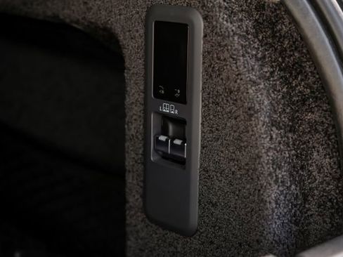 New 2026 Land Rover Range Rover SE AWD/4WD image 70