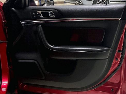 Used 2012 Lincoln MKS image 21