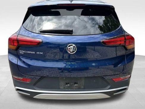 Used 2023 Buick Encore GX Preferred w/ Cold Weather Comfort Package AWD/4WD image 4