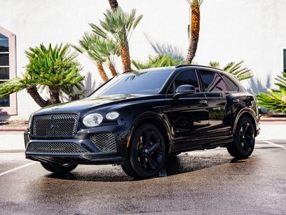 Used 2023 Bentley Bentayga Plug-In Hybrid