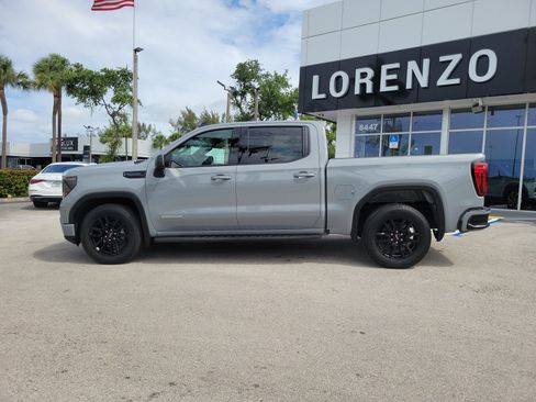 Used 2024 GMC Sierra 1500 Elevation RWD image 9