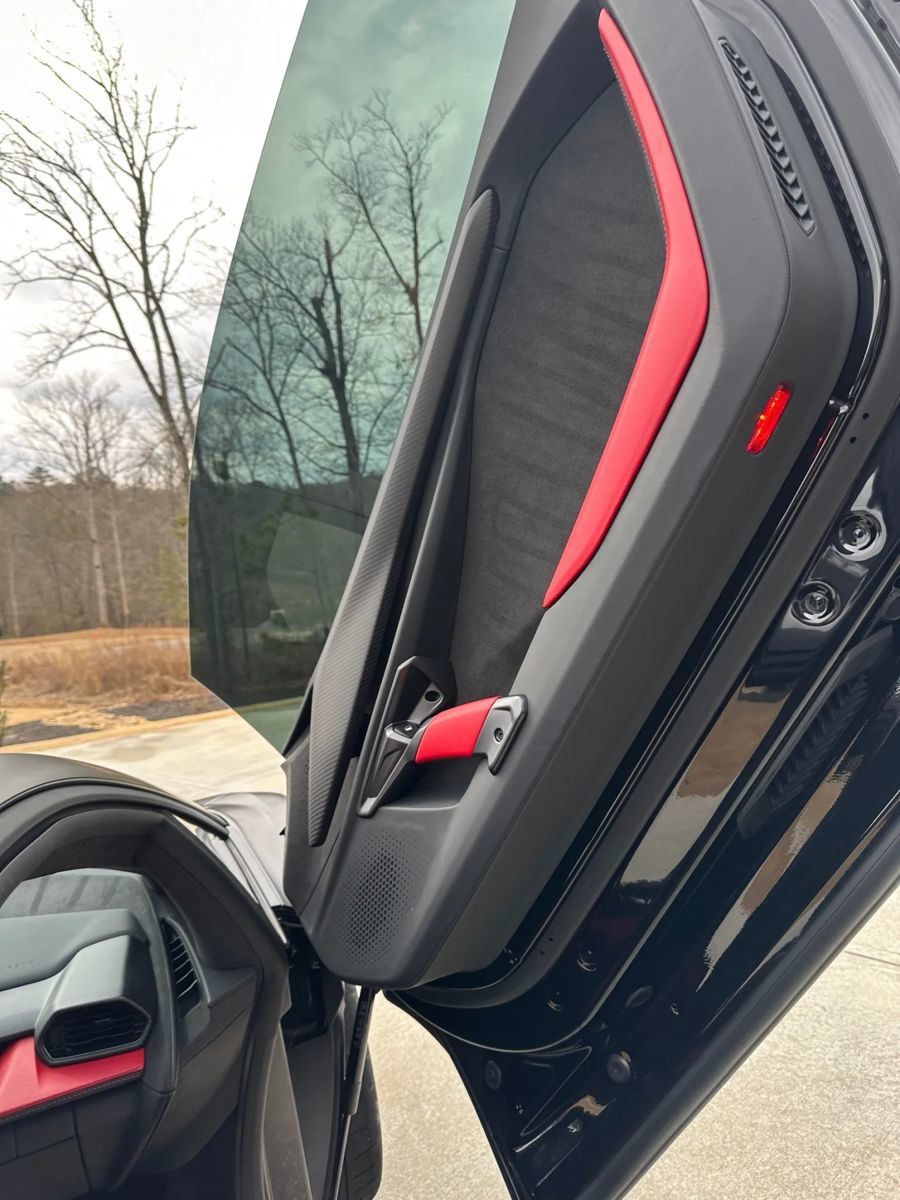 Used 2024 Lamborghini Revuelto AWD/4WD image 46
